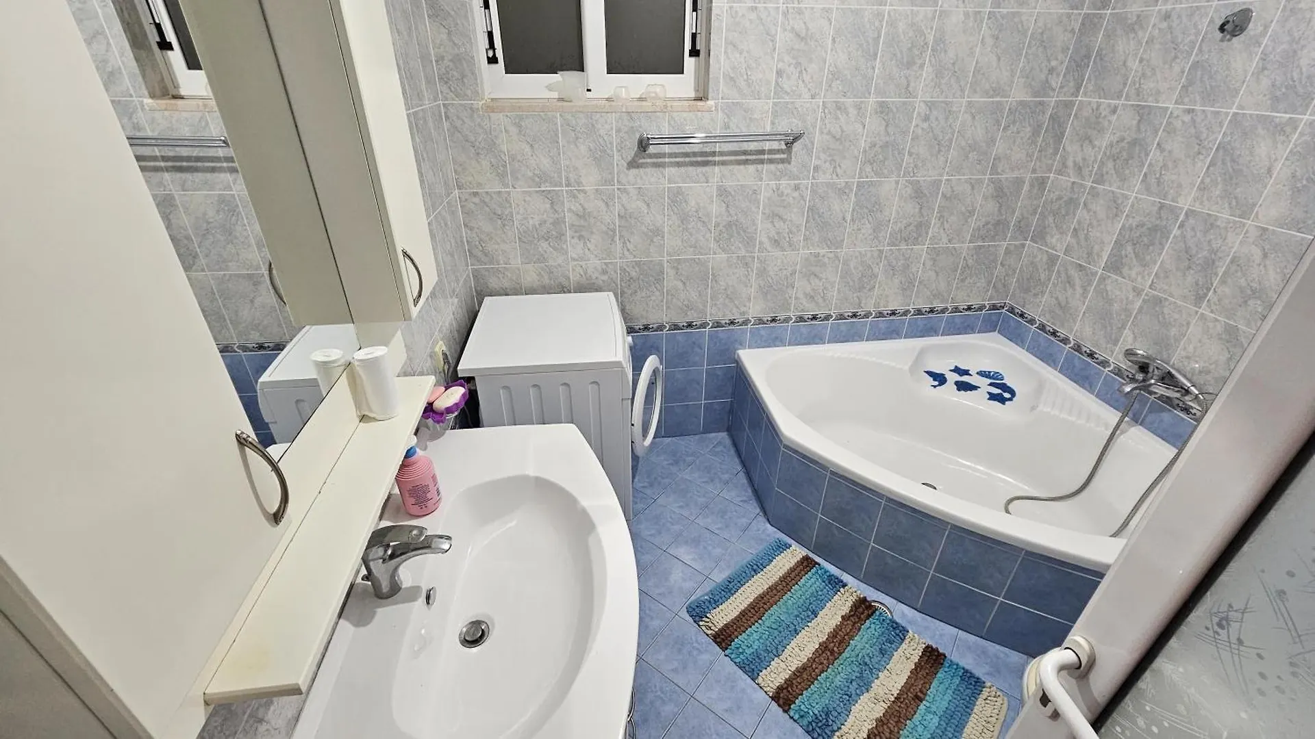 Lemon Tree Central Apartment Saranda